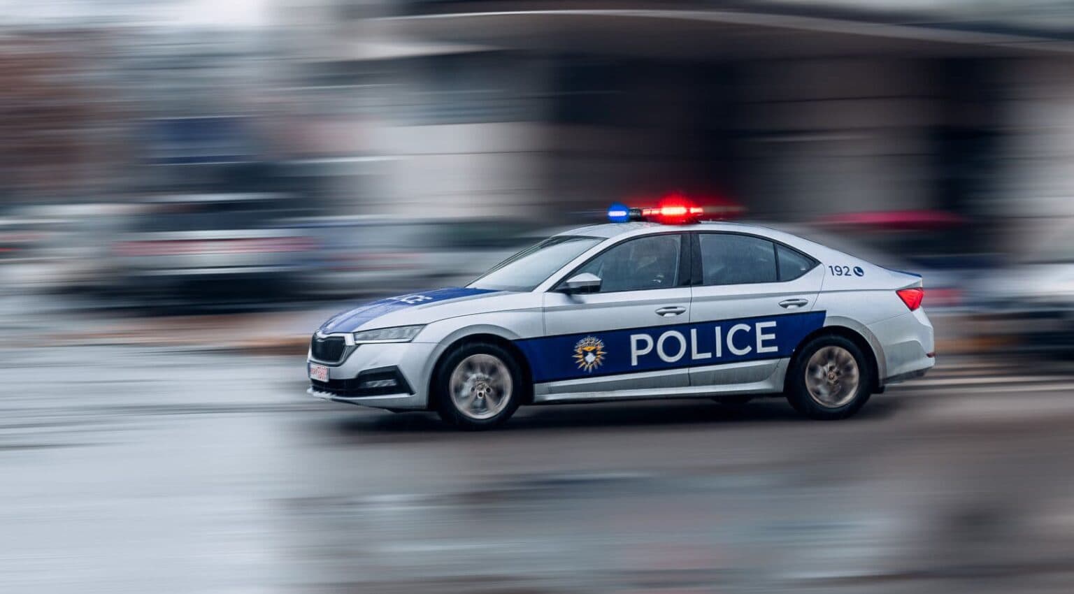 Vrasje e rëndë në tentativë, dy persona theren me thikë në Prishtinë