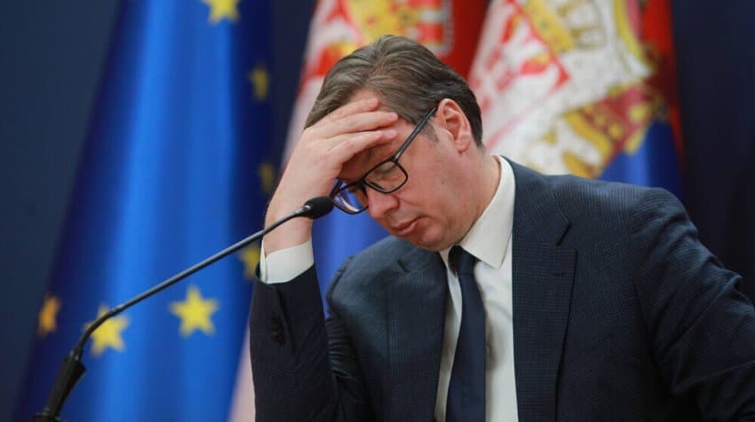 Vuçiqi vazhdon propagandën tek serbët: Do ta bëjmë atuostradën deri në Mitrovicë