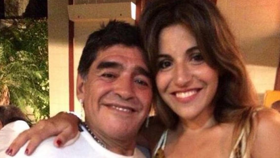 Vazhdon gjyqi për vdekjen e dyshimtë të Maradonës, vajza dëshmon në gjyq dhe e sulmon mjekun e familjes