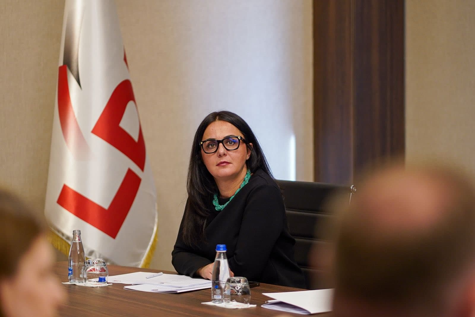 Gazetari Pozhari tha se Jehona Lushaku shiti një banese 9 milionë euro, reagon ashpër deputetja: Ishte gabim teknik