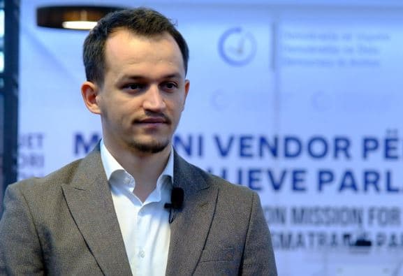 Cakolli: KQZ-së s’i takon të merret me afatet për formimin e institucioneve – rregullat s’ndryshohen kur zgjedhjet janë në prag