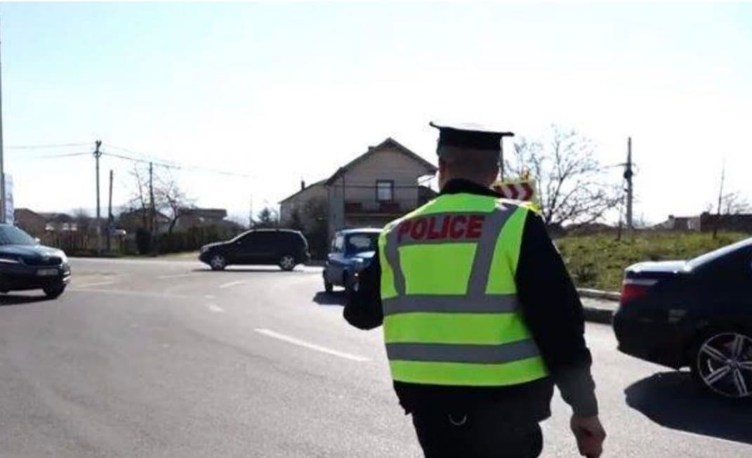 Mbi 2,500 tiketa trafiku dhe dhjetëra aksidente brenda 24 orëve