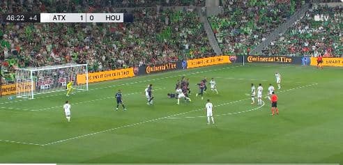Super Uzuni, shënon një gol të bukur nga gjuajtja e lirë