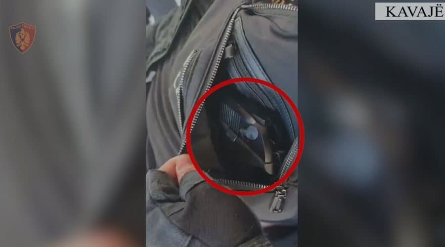 Lëvizte i armatosur, arrestohet 32-vjeçari në Kavajë