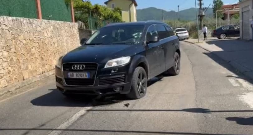 Atentat në Lezhë: Dyshohet se dy persona janë vrarë brenda veturës