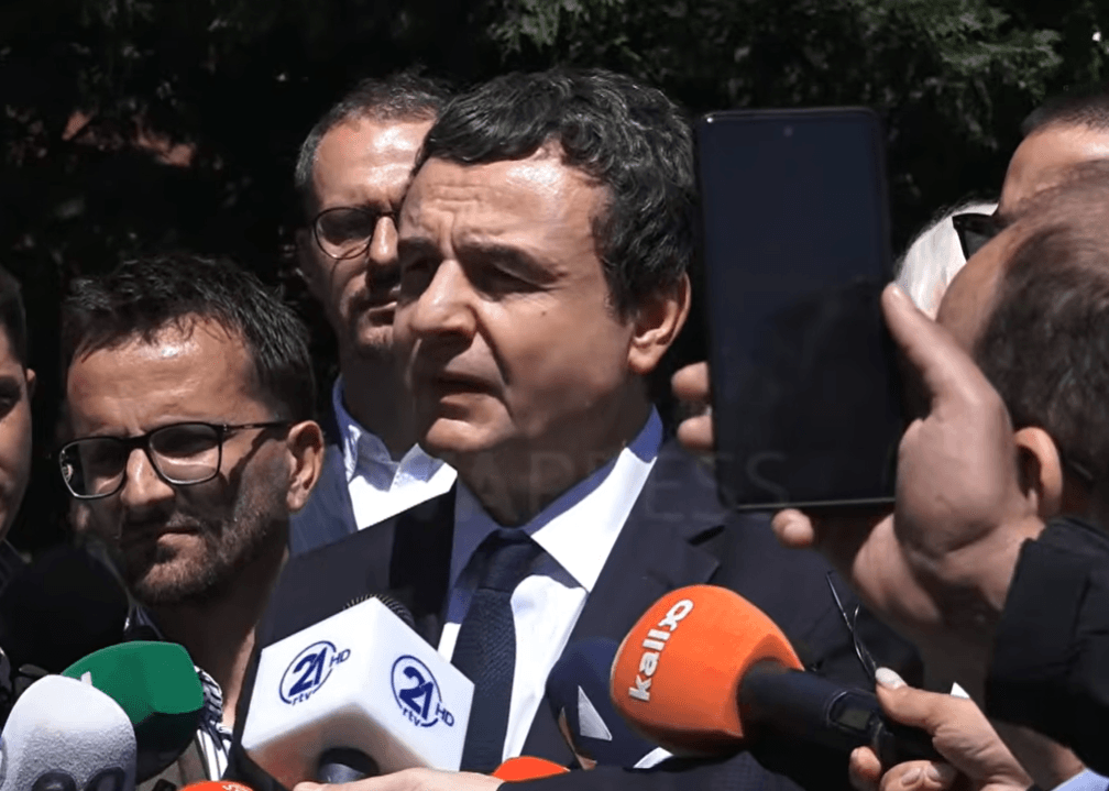 Kurti: Ende 1565 persona të zhdukur, Serbia të tregojë të vërtetën për varrezat masive