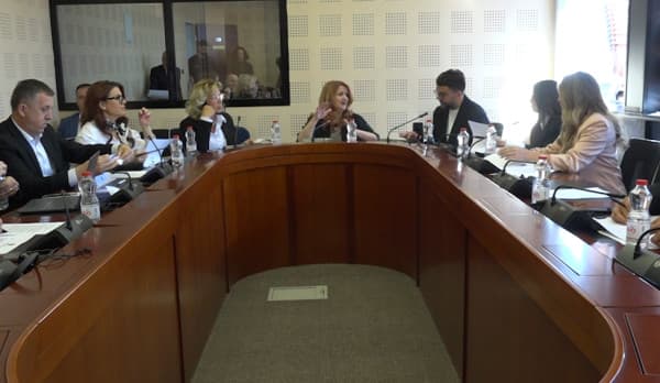 Debat për Specialen, nga kërkesa për raportim te tërheqja e Behramit