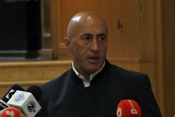 ​Haradinaj: Nuk jemi pjesë e seancës, lëvizje pa konsultë