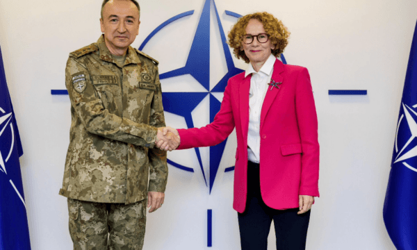 Ulutas vizitë në Bruksel, Shekerinska: NATO është fuqimisht e përkushtuar për stabilitet në Ballkanin Perëndimor