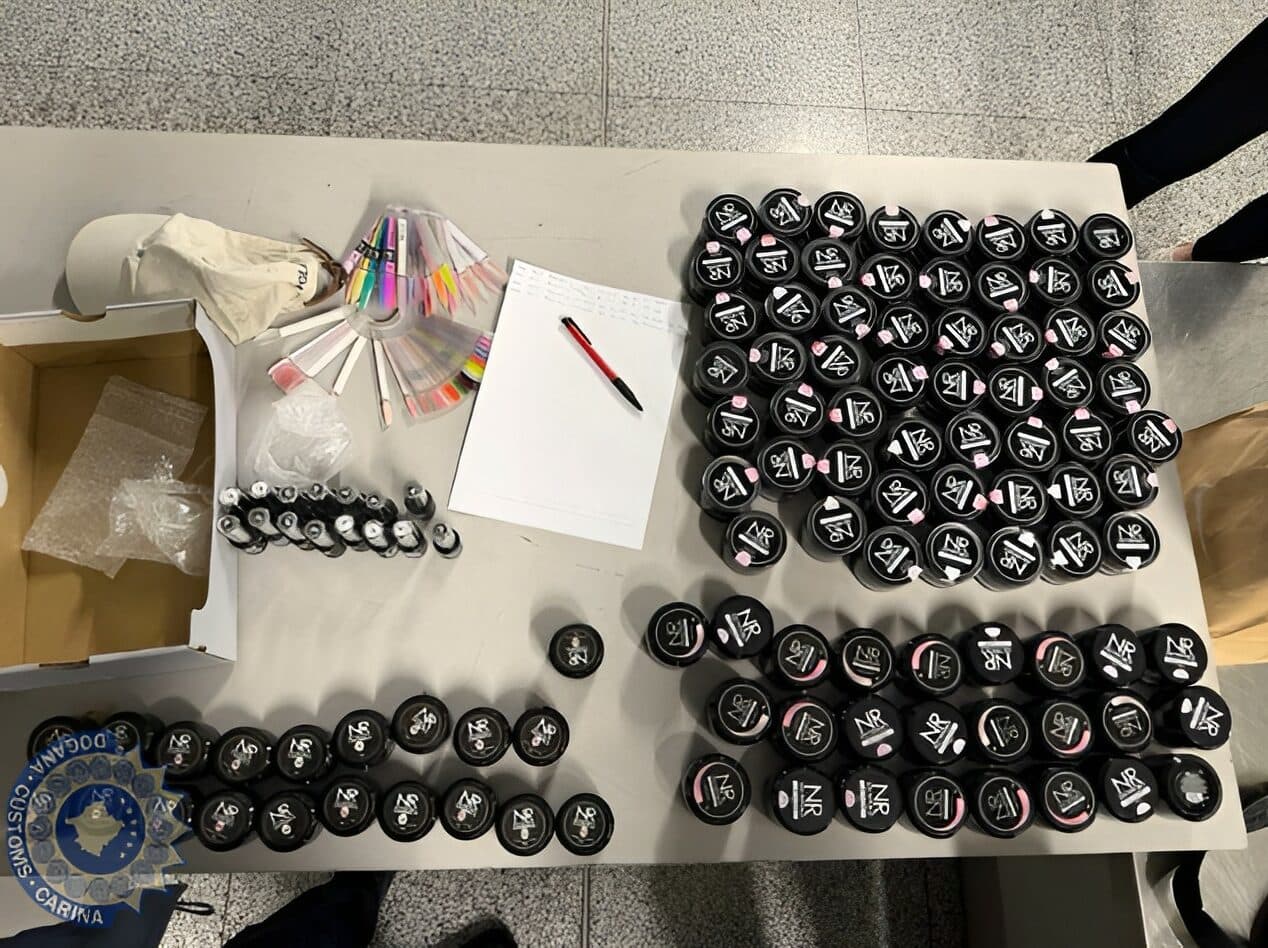 Zbulohet kontrabanda me mallra në Aeroportin e Prishtinës