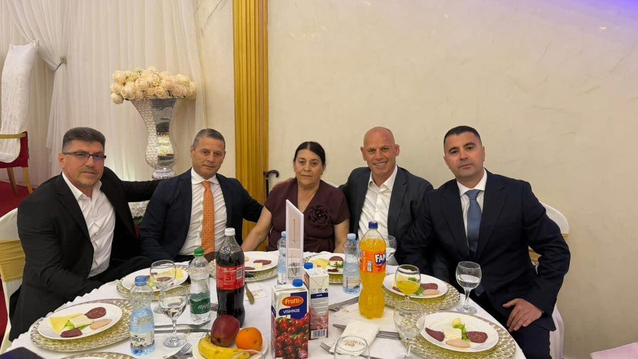 Lladrovci përgëzon Luan Haradinajn për martesën me Anilën: Paçi lumturinë!