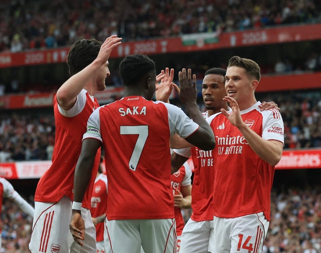 Ka vetëm një lider në Premier League, Arsenali shënon fitore bindëse ndaj Fulhamit