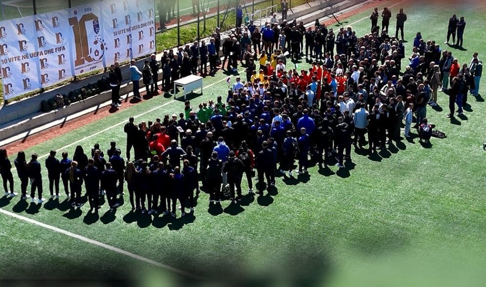 Një dekadë histori: Futbolli i Kosovës feston anëtarësimin në UEFA e FIFA