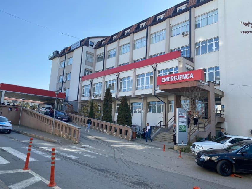 Një grua nga Fushë Kosova vdes në QKUK, rasti po hetohet