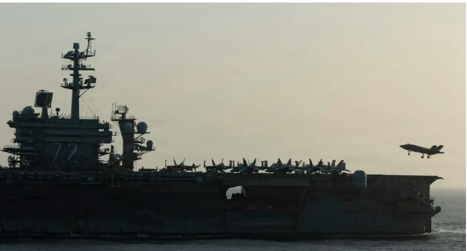 Irani pretendon se ka goditur një luftanije amerikane me raketa, reagon SHBA