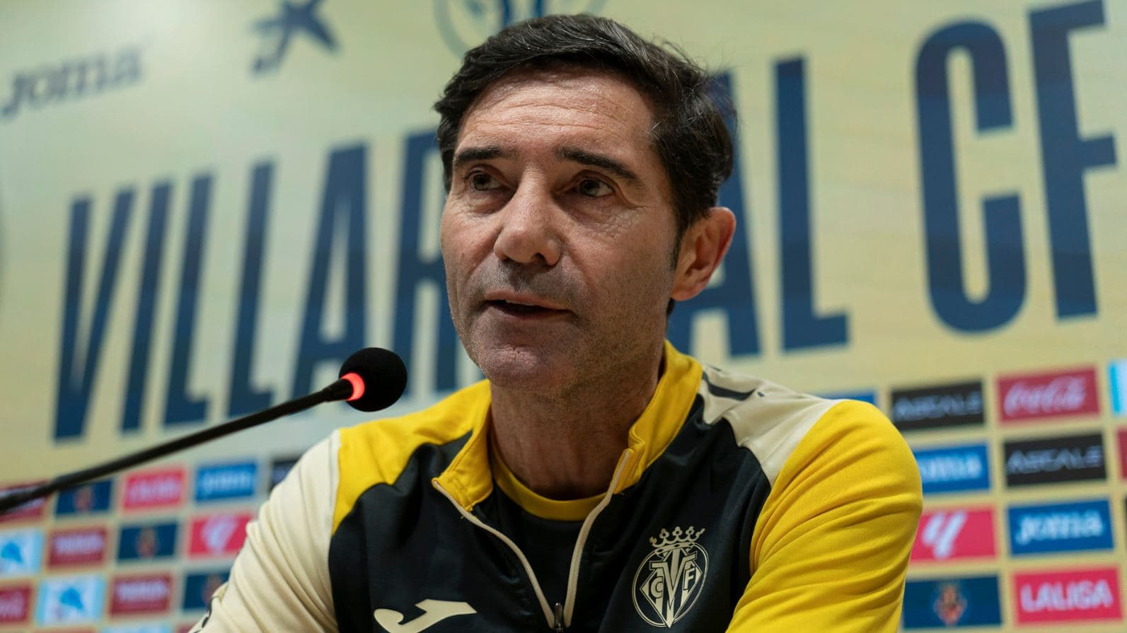 Zyrtare: Villarreali largon trajnerin