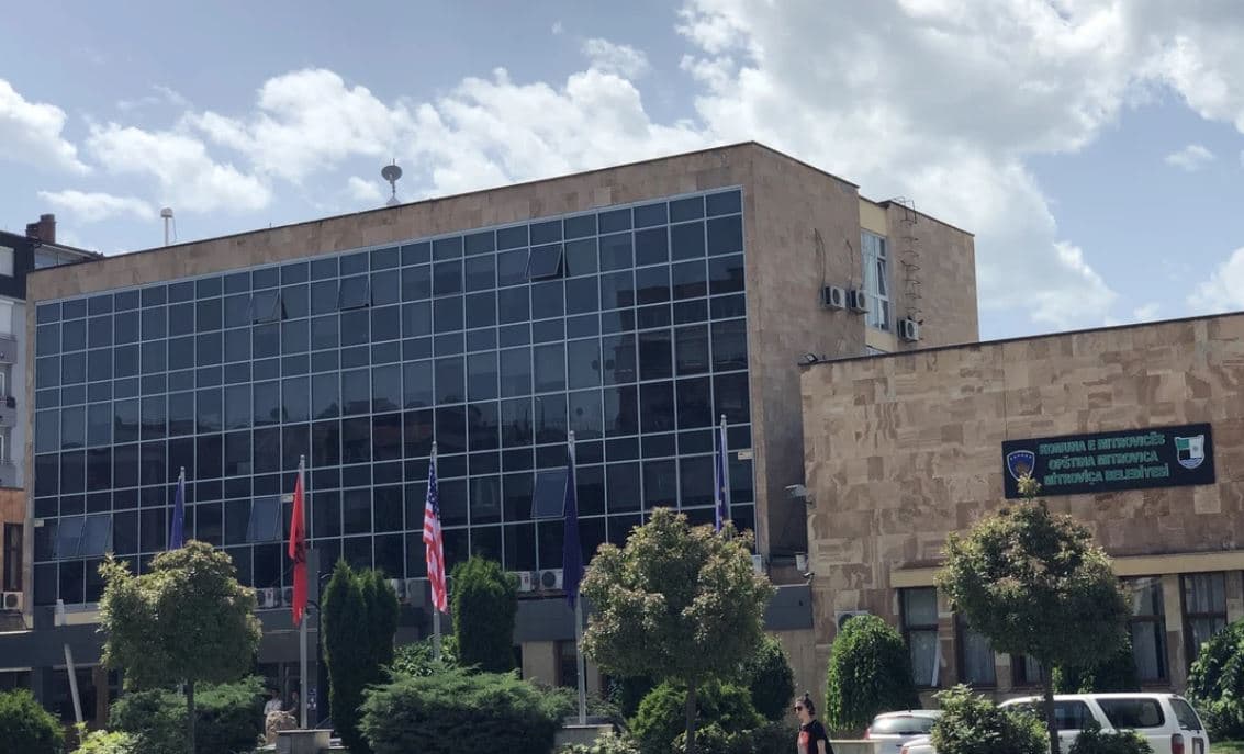 Shtyhet afati për aplikim për bursa në Mitrovicë