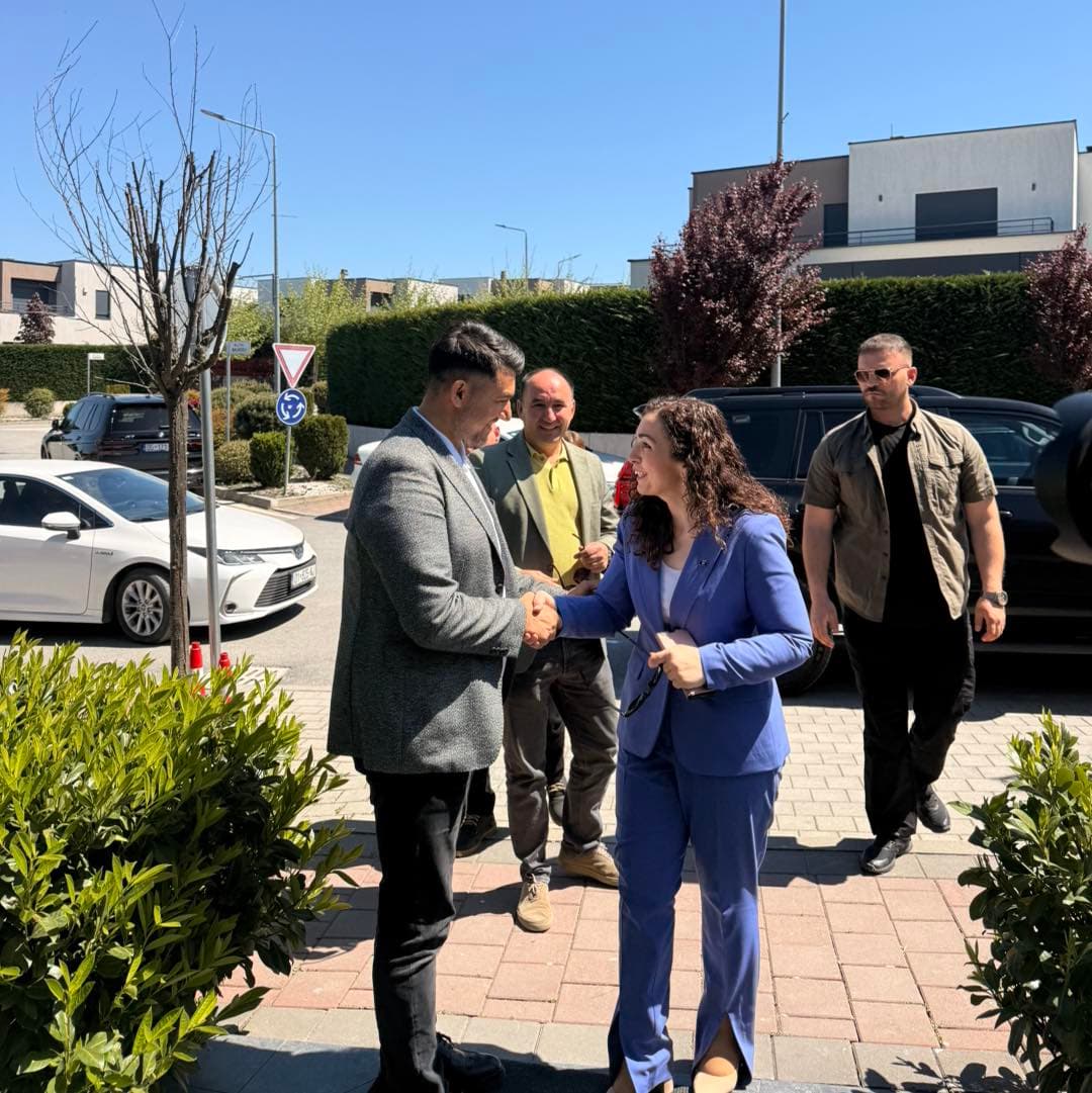 Labinot Tahiri pret Osmanin: E gatshme për t’i dhënë më të mirën vendit, më tha ‘‘Call me’’ nëse unë apo qytetarët kemi telashe