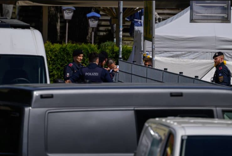 Dyshime për mosmarrëveshje për tarshëgimi, austriaku vret gruan e vajzën, më pas edhe veten