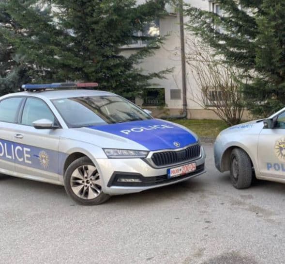 Punëtori në Fushë Kosovë bie nga lartësia – Policia, Prokuroria e Inspektorati i Punës nisin hetimet