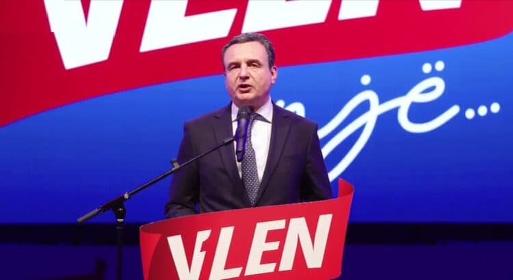 Kurti e vlerëson ‘‘domethënëse’’ dhe të ‘‘rrallë’’ bashkimin e VLEN në një parti: Ne politikë jemi mësuar të shohim ndarje