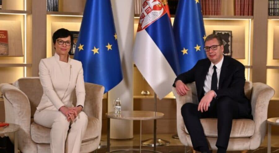 Vuçiq sulmon Marta Kos para vizitës në Kosovë: Nuk flas me ata që i duan të keqen Serbisë