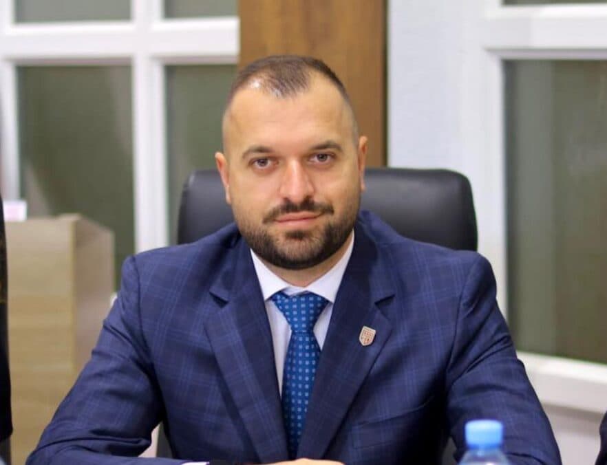 E dhimbshme: Nesër varroset Rifat Stojkaj, sekretari i AAK-së në Deçan