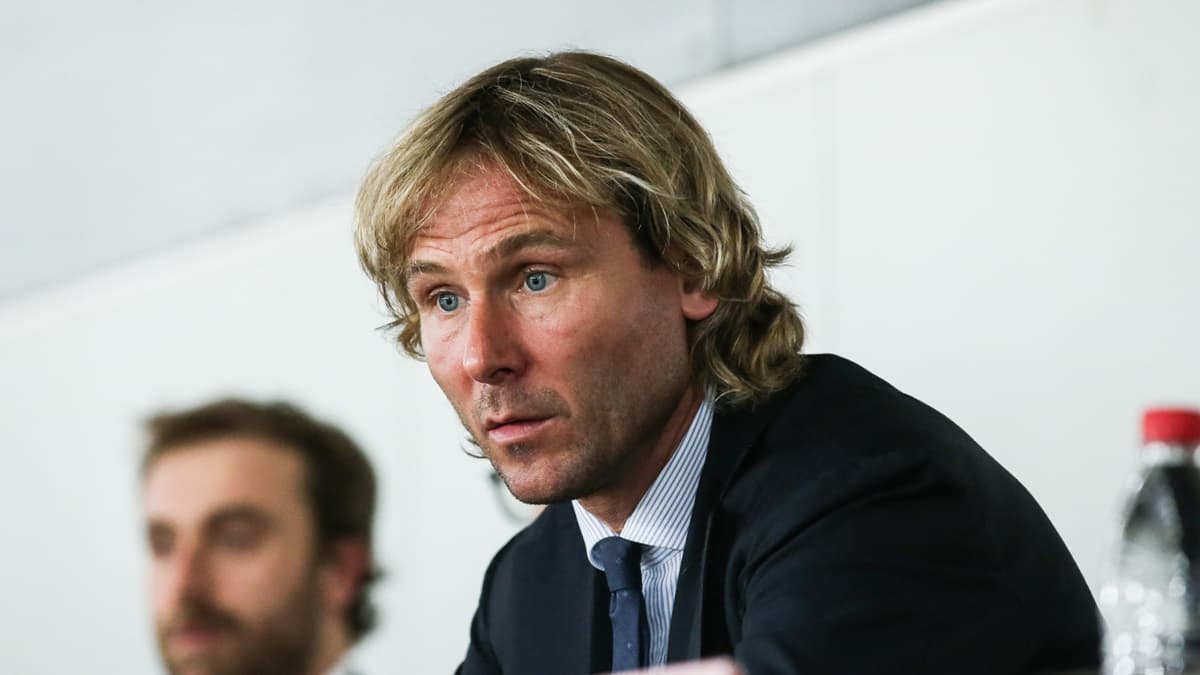 Legjendari Pavel Nedved e komenton përballjen e Kosovës me Çekinë