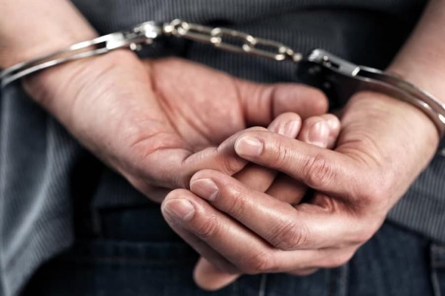 Arrestohet i dyshuari në Vushtrri, kërcënoi prokurorin e rastit në seancë gjyqësore