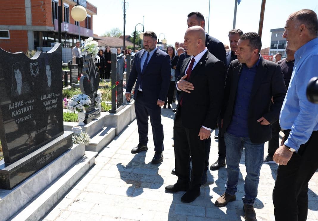 Haradinaj në përvjetorin e masakrave në Dukagjin: 102 shqiptarë u ekzekutuan pa mëshirë nga forcat serbe