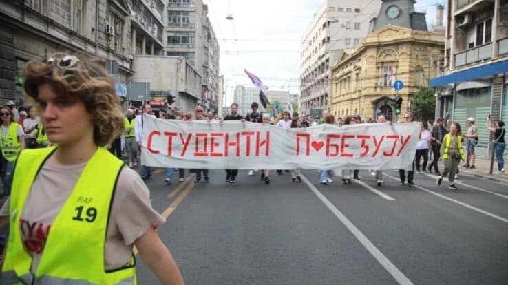 “Kosova është pjesë e Serbisë”, memorandumi i studentëve serbë rikthen retorikën nacionaliste të viteve ’90-ta