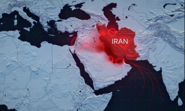 Sulmi ndaj centraleve në Emiratet e Bashkuara rrit rrezikun për rikthimin e luftës, Trump mbledhje urgjente me ekipin e sigurisë për situatën në Iran