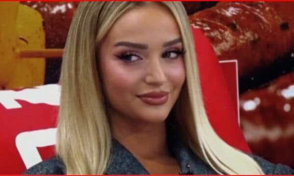 Selin na thotë mirëmëngjesi me një pamje përrallore, nuk është Gimbo