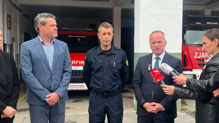 Donacioni i IPKO-s prej 20 mijë eurosh përmirëson kushtet e zjarrfikësve në kryeqytet