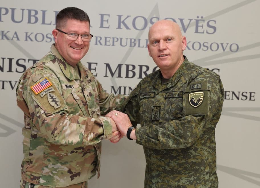 Komandanti i FSK-së pret gjeneralin amerikan të USEUCOM-it, flasin për thellimin e bashkëpunimit dhe anëtarësimin në NATO