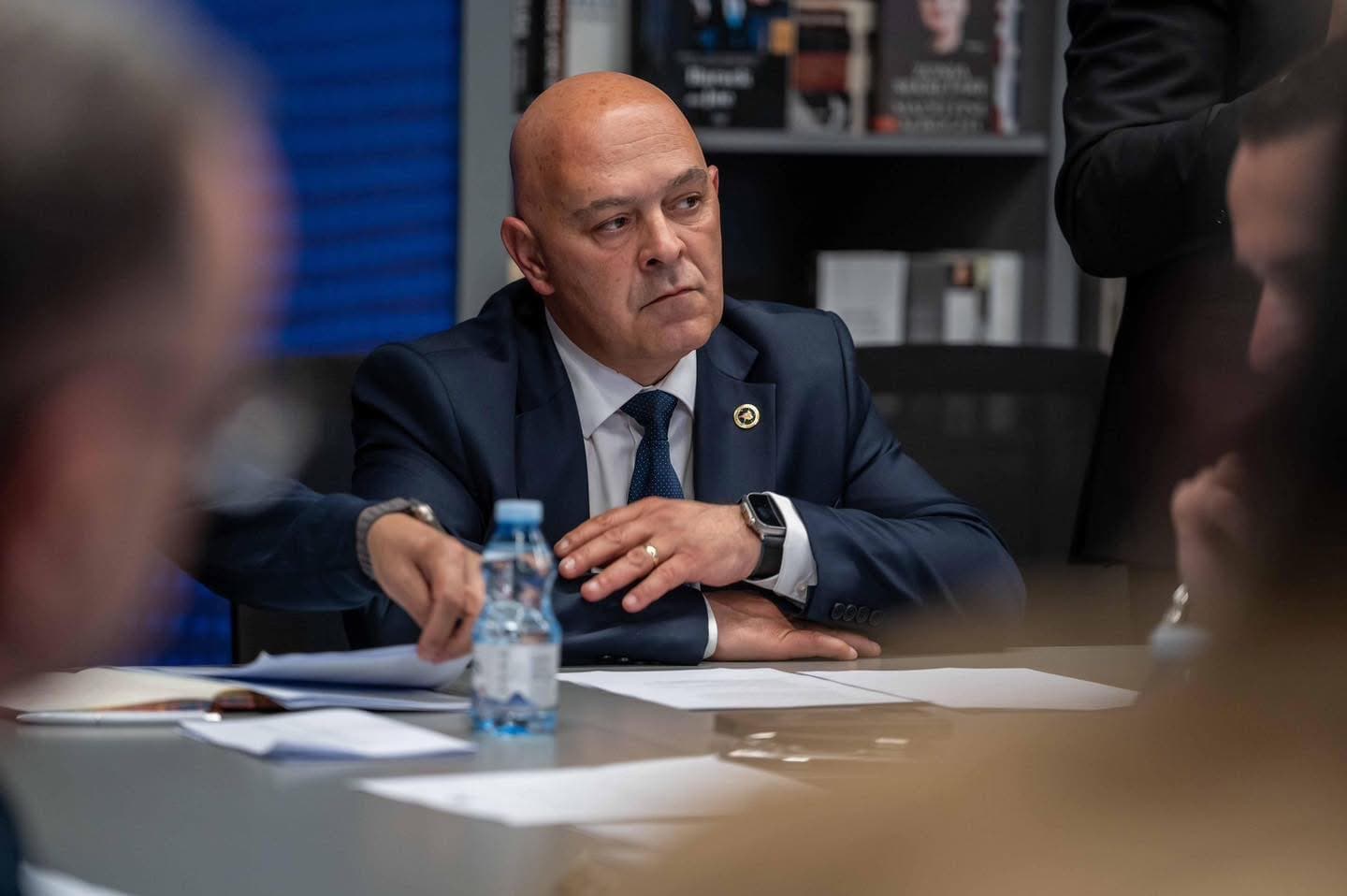 Ardian Gjini nga Suhareka: 40 vjet punë, 150 euro pension – kjo është padrejtësi që duhet të marrë fund