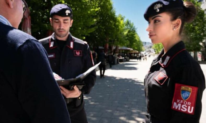 Carabinierët italianë njoftojnë për patrullime në Mitrovicën e Veriut: Mbështetje për lëvizjen e lirë të të gjithëve