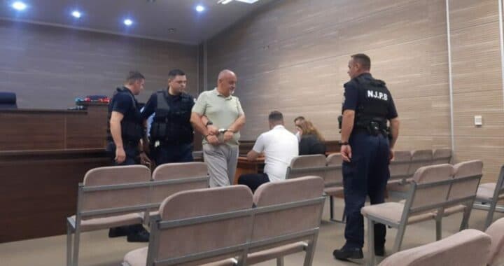 Mbrojtja kërkon lirimin e Ekrem Bajroviqit nga akuza për krime lufte në Istog, i akuzuari thotë që s’kreu vepër penale