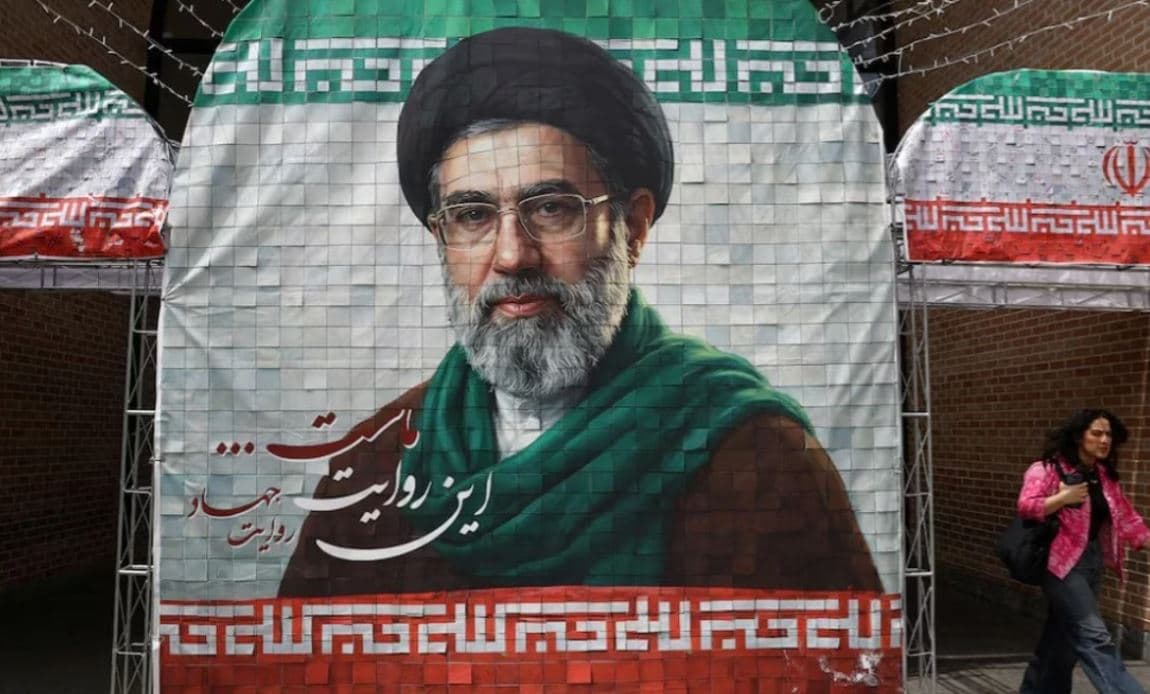 Khamenei urdhëron: Uraniumi i pasuruar nuk largohet nga Irani