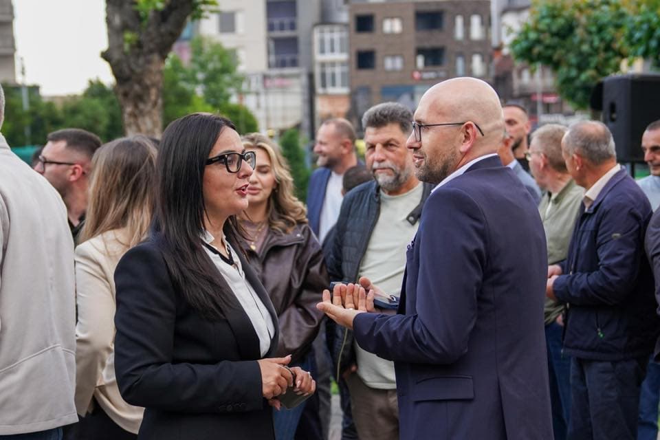 Kandidati i LDK-së kërkon që prokuroria të veprojë ndaj vendimit për 100 eurot “zgjedhore” nga Kurti