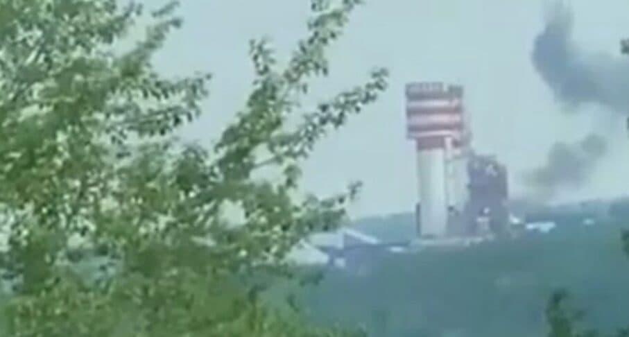Ukrainasit godasin një fabrikë të madhe kimike në Rusi, ndalet prodhimi në uzinë