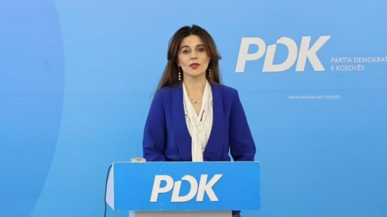 “Marre”, Çitaku i kundërpërgjigjet Fitore Pacollit: Thaçi, Veseli e Haradinaj ishin në ballë të luftës