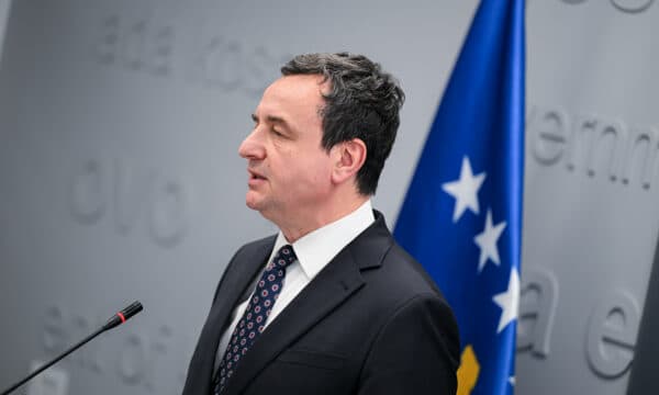 Kurti e mohon se ndarjet buxhetore për disa kategori të qytetarëve dhe mërgatën i bëri për fushatë: Rritjen ekonomike ne e shpërndajmë për popull