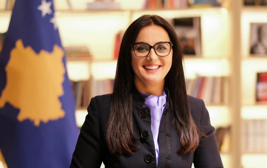 Jehona fton qytetarët në tubim: Për ty që ja don të mirën këtij vendi…