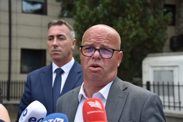 ​AKK dërgon rregulloren në Kushtetuese, Latifi: Qeveria shkeli Kushtetutën, preken kompetencat e komunave