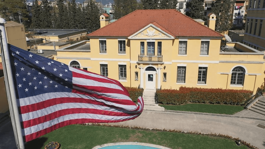 Alarm i rremë për bombë pranë ambasadës së ShBA-së në Tiranë