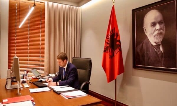 Kjo është agjenda e Ministrit të Jashtëm të Shqipërisë, gjatë vizitës zyrtare në Kosovë