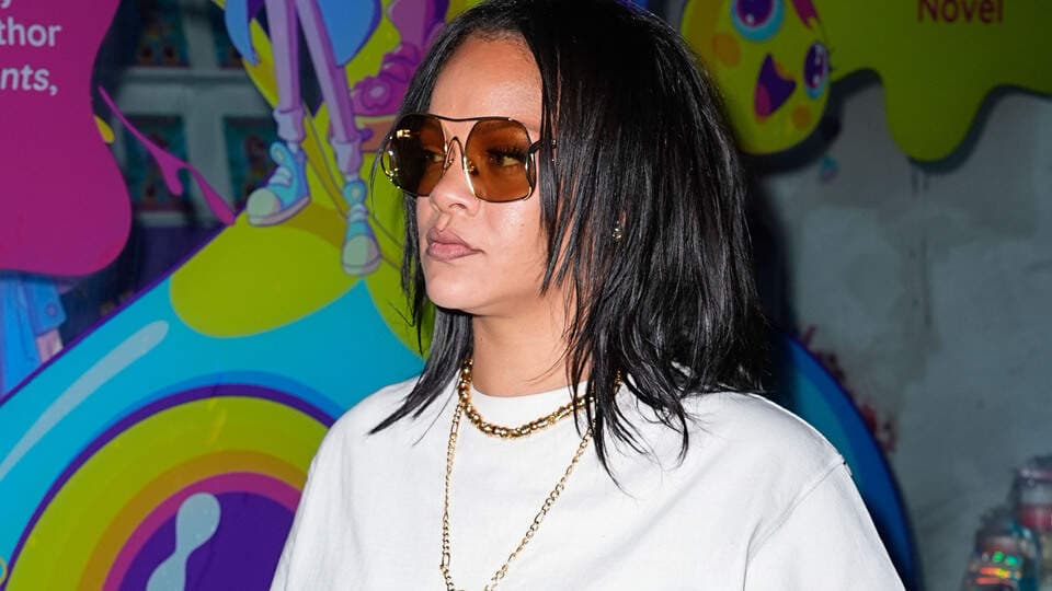 Rihanna përkujton të atin një vit pas vdekjes: ‘Engjëlli im mbrojtës’