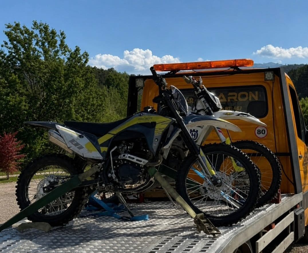 Ndëshkohen dy shoferë të motoçikletave për kundërvajtje në trafik në Ferizaj, i konfiskon të dyja