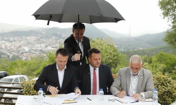 Kurti: Zotimi ynë para fermerëve të Mitrovicës po jetësohet, 500 hektarë tokë do të bëhen me sistem të ujitjes